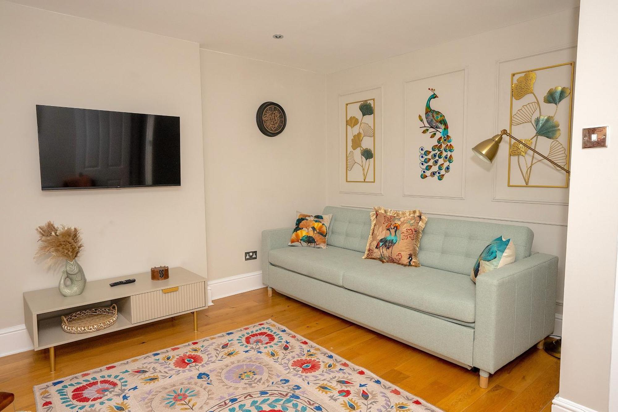 Stylish Flat Minutes From Covent Garden - West End ロンドン エクステリア 写真